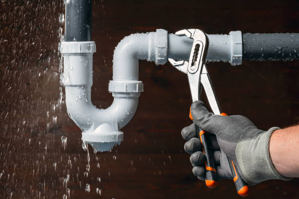 Professional Burst Pipe Repair technician working in Iola, KS